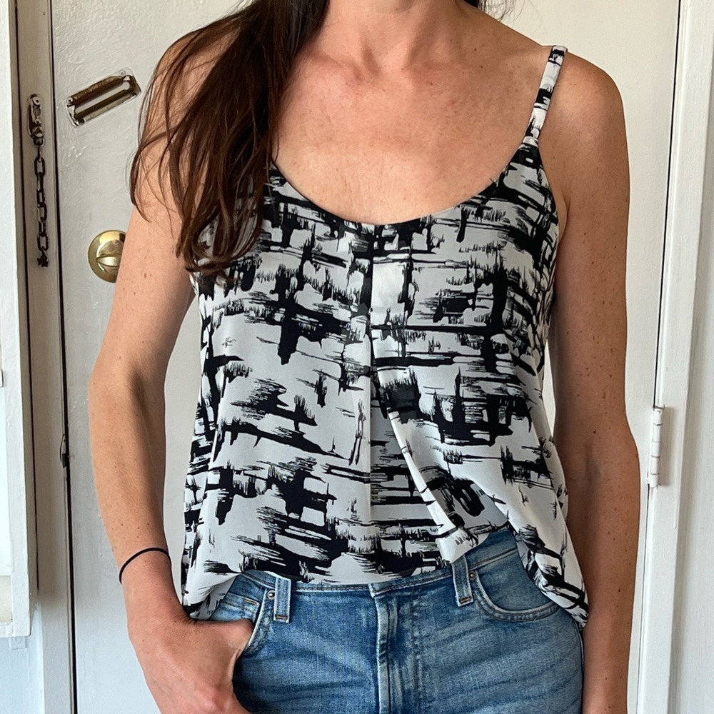 Black and white top